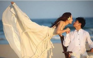 保剑锋老婆年龄，保剑锋老婆多大